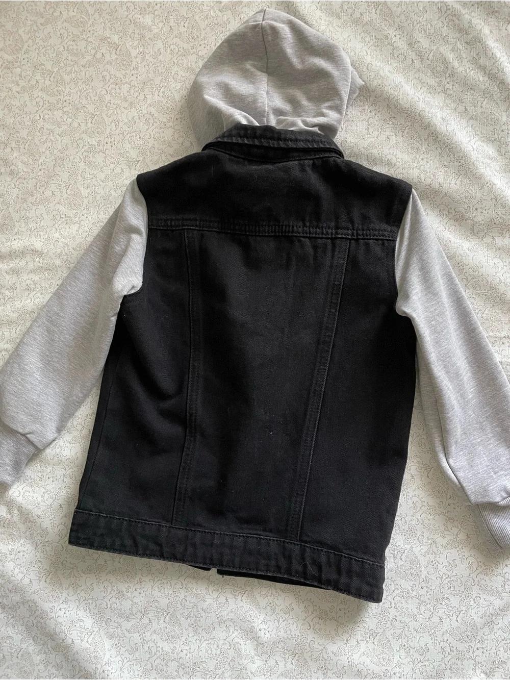 NEW Little Bipsy Kids Hooded Black Denim Jacket With Gray Sleeves Snaps Sz 2T-3T